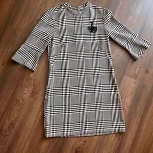 Classic Black & White Plaid Women's Shift Dress